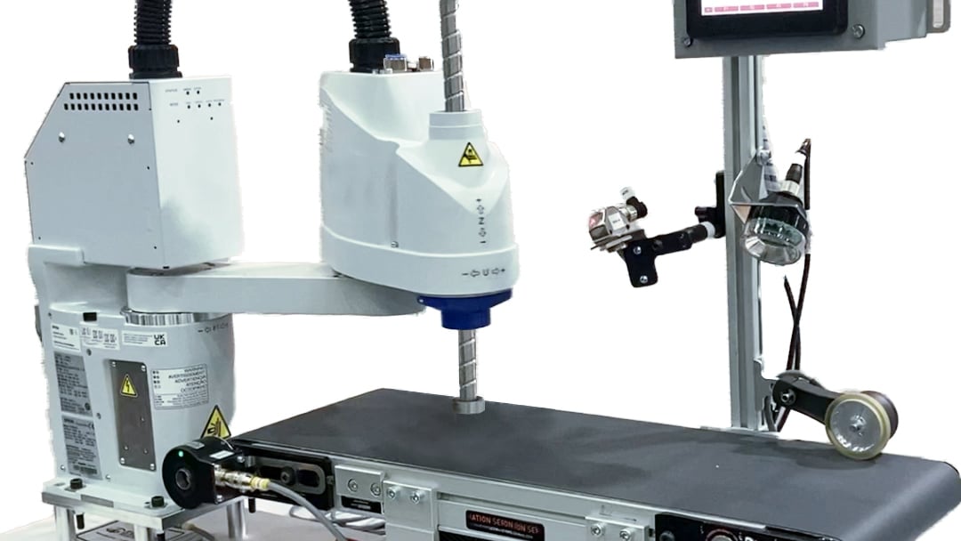 robotic-arm-with-conveyor_1080x608